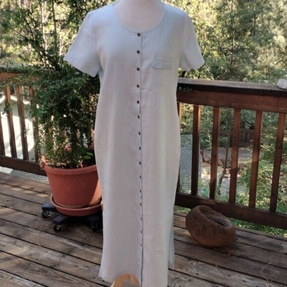Cambridge Spirit Linen Dress and BONUS - Picture 14 of 16